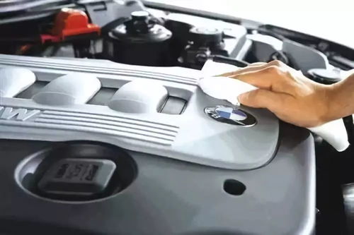 國(guó)慶長(zhǎng)假在即，您的愛(ài)車寶馬準(zhǔn)備好了嗎？——專業(yè)汽車保養(yǎng)指南