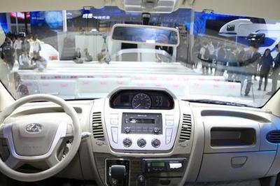 西安泛想大通汽車服務 專業(yè)汽車信息咨詢服務的領航者